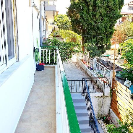 Cozy & Cool Apartment N1 30M From Sea Nea Kallikrateia Luaran gambar