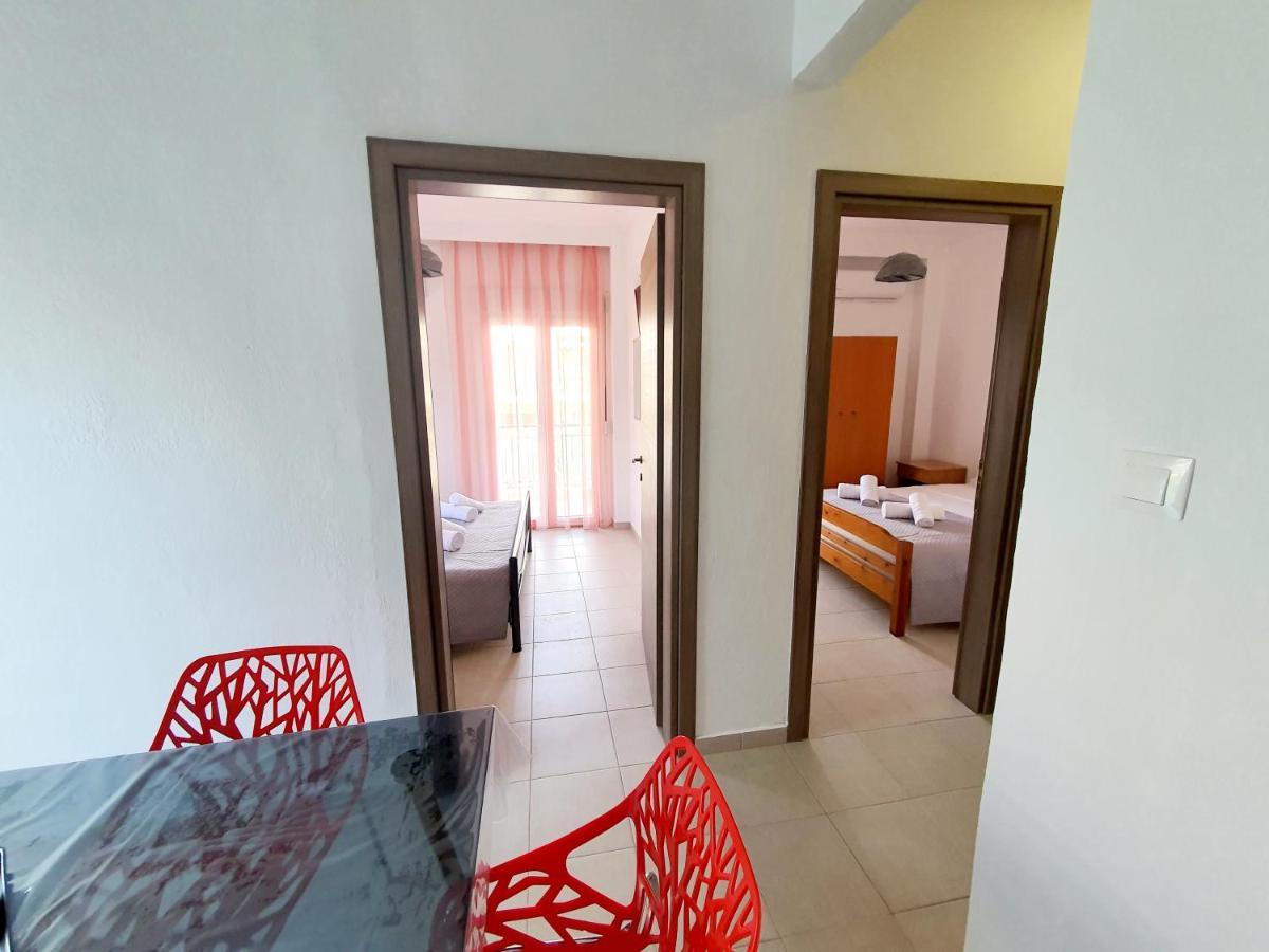 Cozy & Cool Apartment N1 30M From Sea Nea Kallikrateia Luaran gambar
